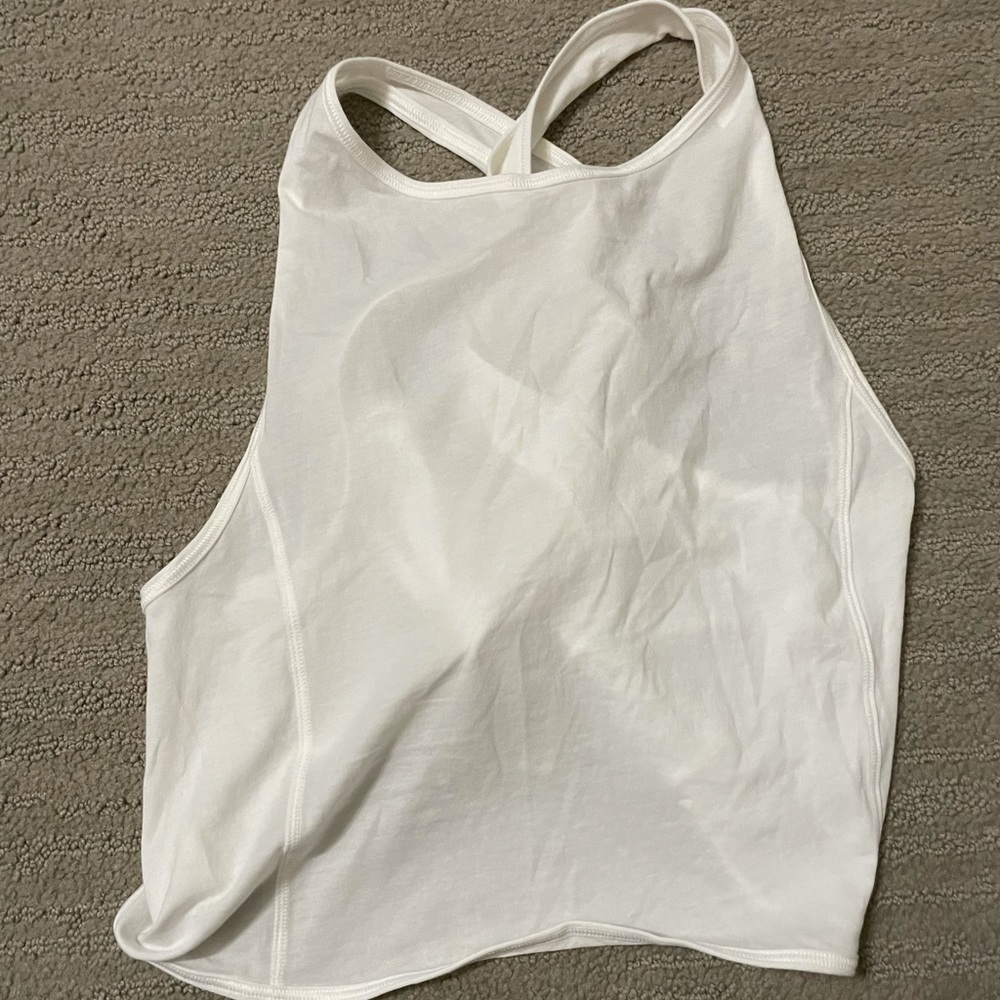 white lululemon tank top